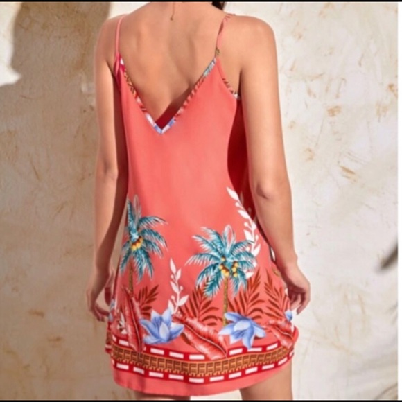 Coral/pink tropical spaghetti strap dress / resort dress - Picture 2 of 2